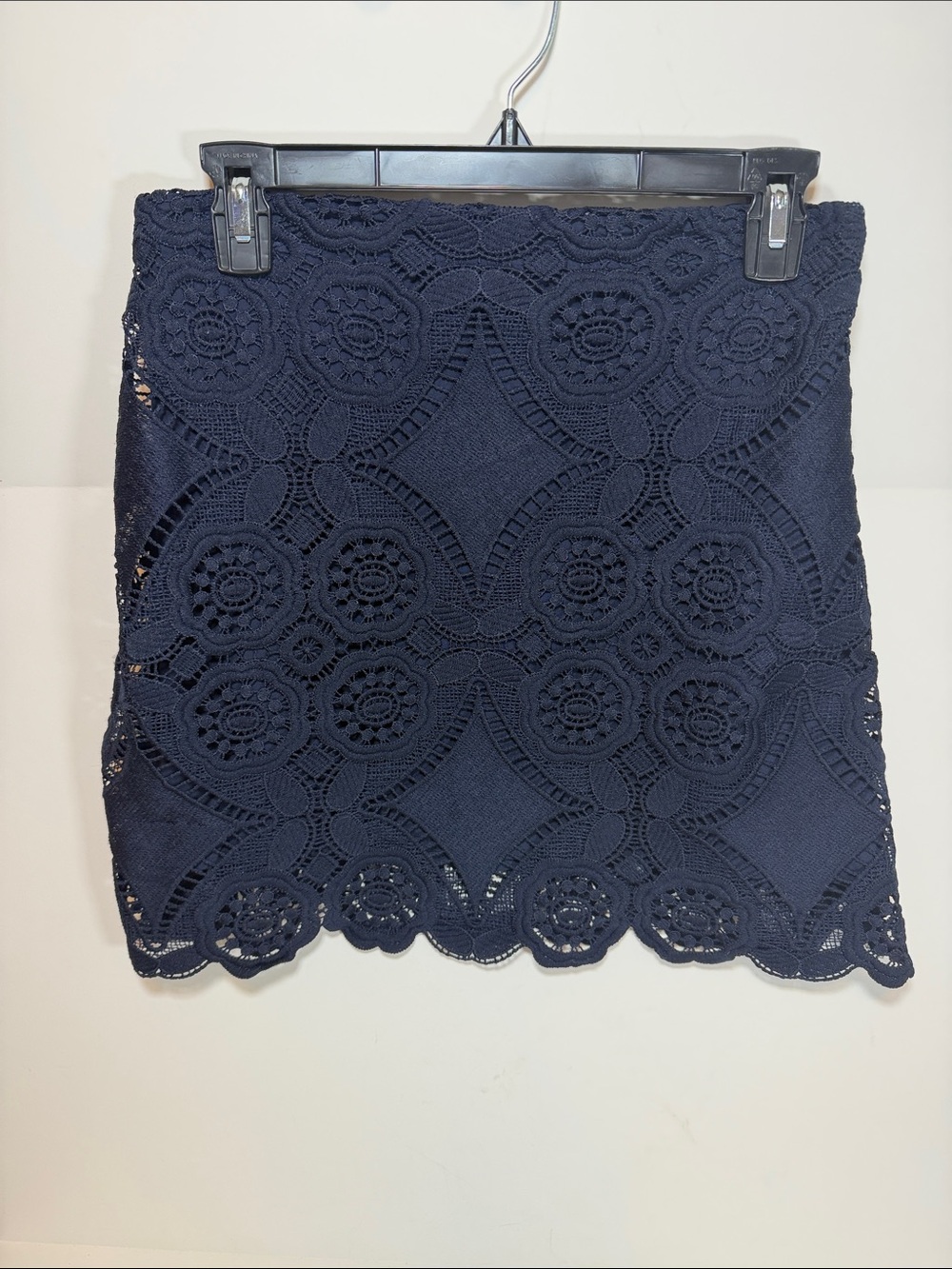 Abercrombie & Fitch Navy Crochet Lace Mini Skirt size 4